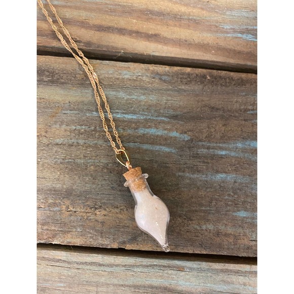 Clear crystal Quartz sand on rose gold stainless steel 24” necklace - Picture 3 of 3